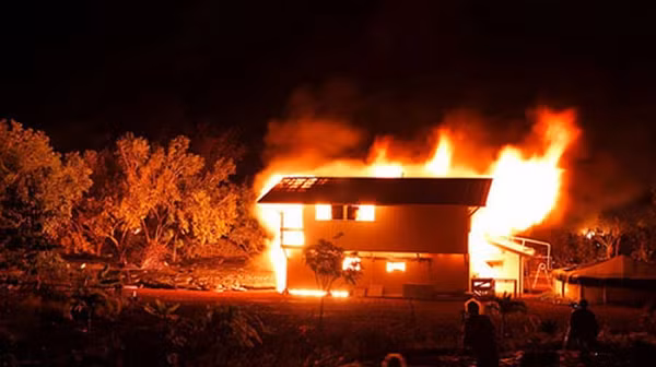 Tin nong 1/8: Cu ong 71 tuoi dot 3 can nha do gian nguoi than