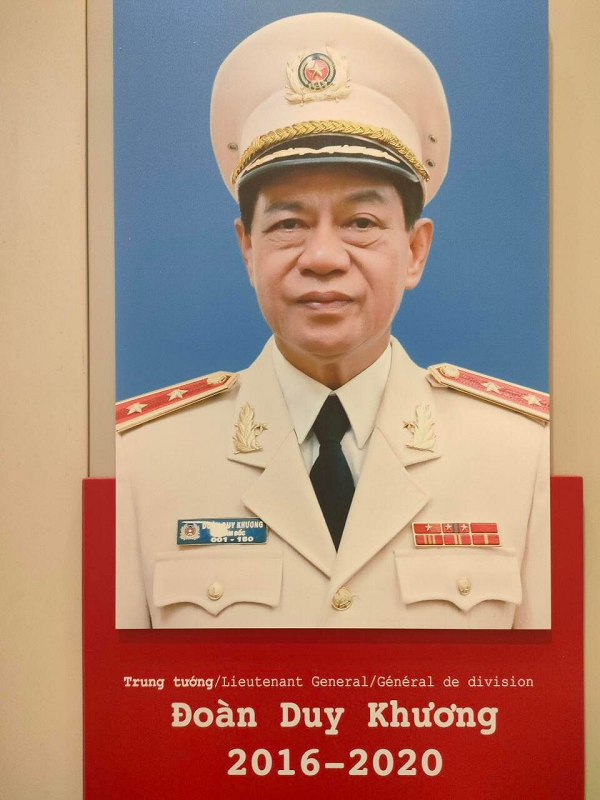 Trung tướng Đoàn Duy Khương sinh năm 1960. Quê quán: Nam Lợi, Nam Trực, Nam Định. Chức vụ: Giám đốc CATP từ tháng 3/2016 - 8/2020