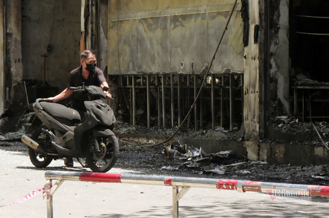 Cong an Nghe An thong tin them ve nguyen nhan chay phong tra, 6 nguoi tu vong-Hinh-2