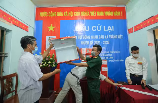 Me Linh: Can canh nguoi dan di bo phieu lai sau khi co vi pham-Hinh-6