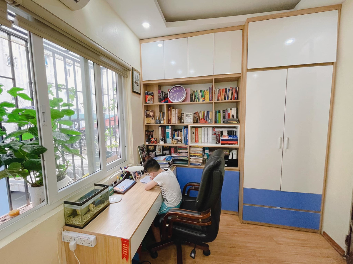 Nha pho nhech nhac thap nien 90 ‘bien hinh’ day kinh ngac sau cai tao-Hinh-18