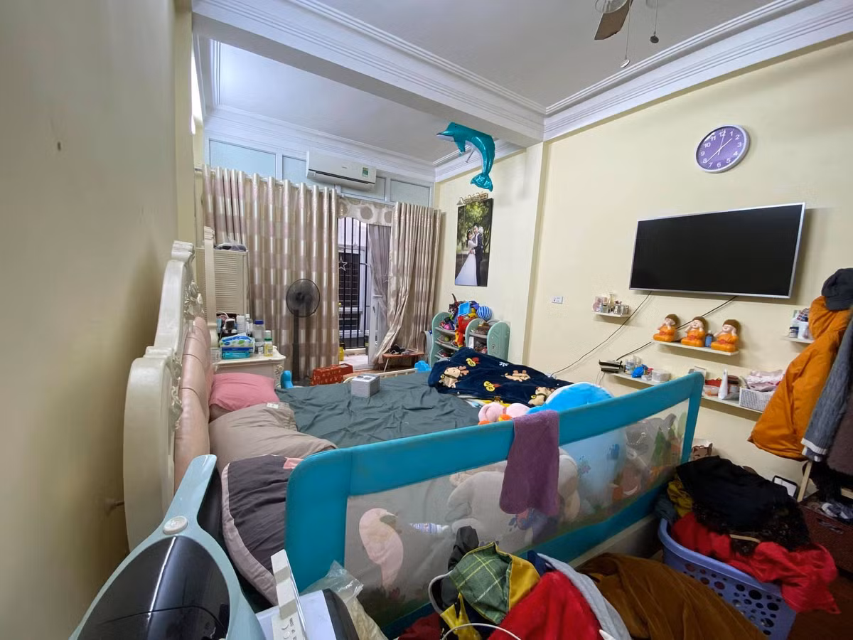 Nha pho nhech nhac thap nien 90 ‘bien hinh’ day kinh ngac sau cai tao-Hinh-9