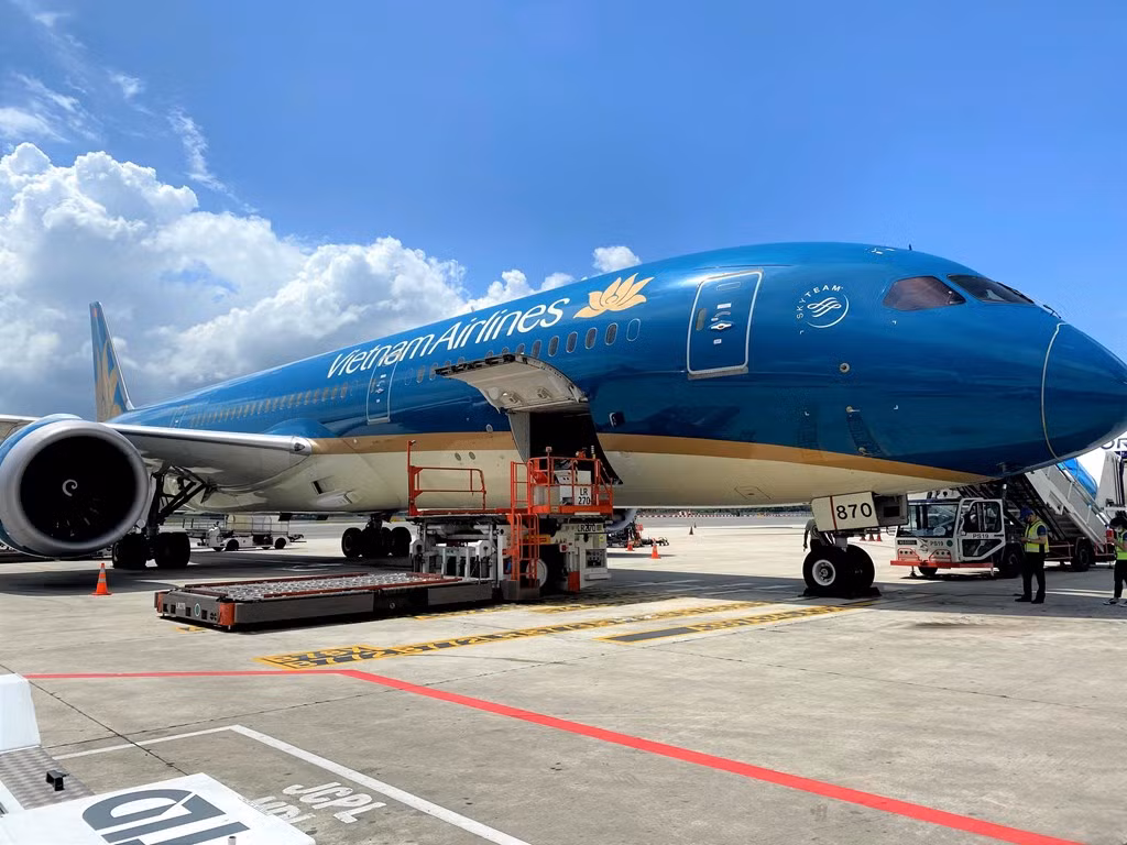 12.000 ty giai cuu Vietnam Airlines giai ngan: Diem no “khung” cua hang bay