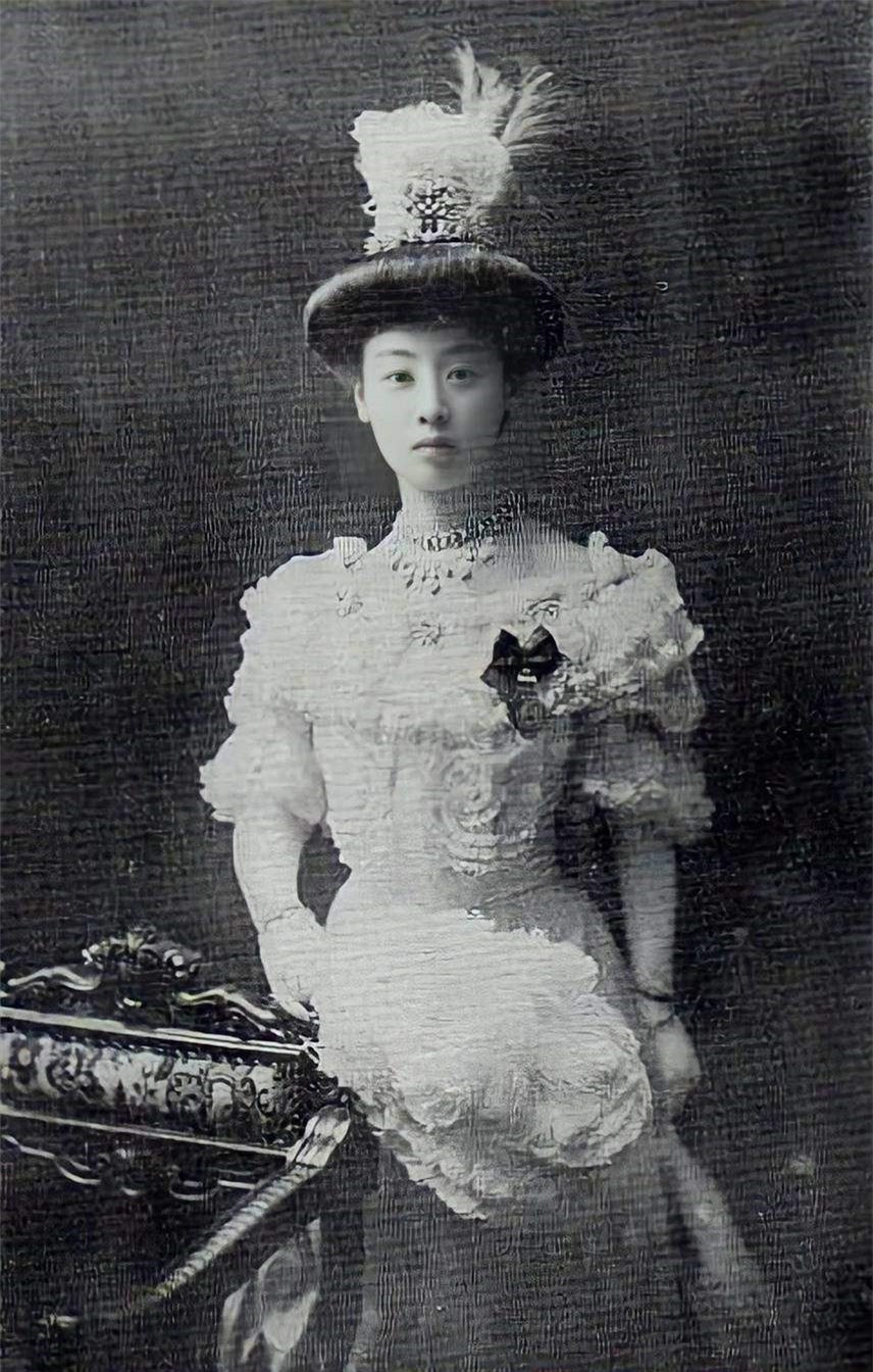 Ngo ngang dung nhan “chim sa ca lan” cua my nhan Nhat Ban the ky 19-Hinh-3