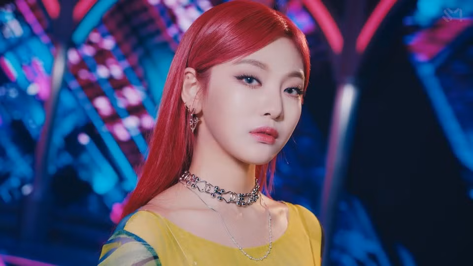 Sao Trung Quoc bi len an vi dung toi 7 tro ly de qua duong-Hinh-4