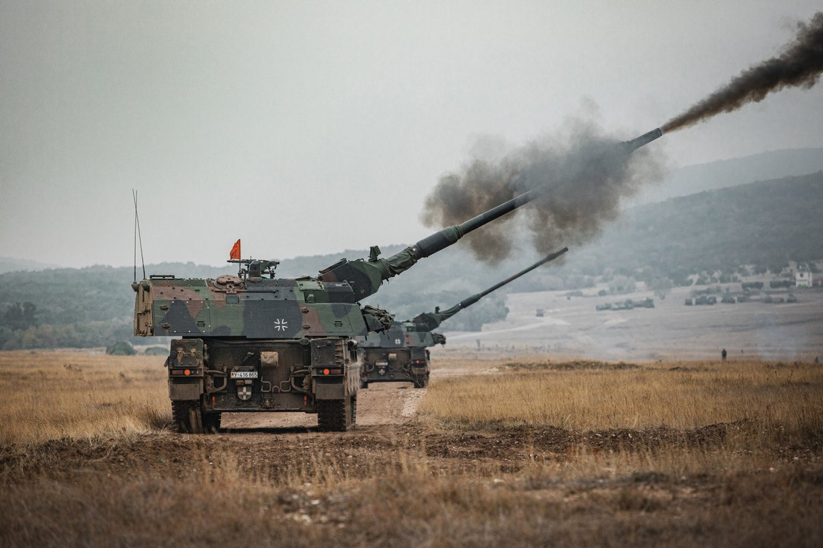 Sau khi Nga cắt giảm dòng chảy qua đường ống dẫn khí Nord Stream 1 tới Đức, giá khí đốt bán buôn đã tăng vọt ở châu Âu. Theo ngân hàng đầu tư đa quốc gia Mỹ Goldman Sachs, việc cắt đứt hoàn toàn sẽ đẩy khu vực đồng euro vào một cuộc suy thoái, với sự suy giảm mạnh ở cả Đức và Italy.