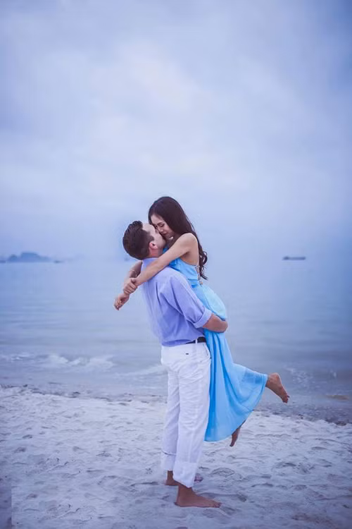 4 năm trôi qua, giờ đây, trái tim của Á khôi Hưng Yên đã hoàn toàn thuộc về thiếu gia Hungary. Hai người dự định tổ chức đám cưới vào cuối năm nay và chuyển sang Hongkong sinh sống để tiện cho việc học thiết kế thời trang của Nam Thúy.