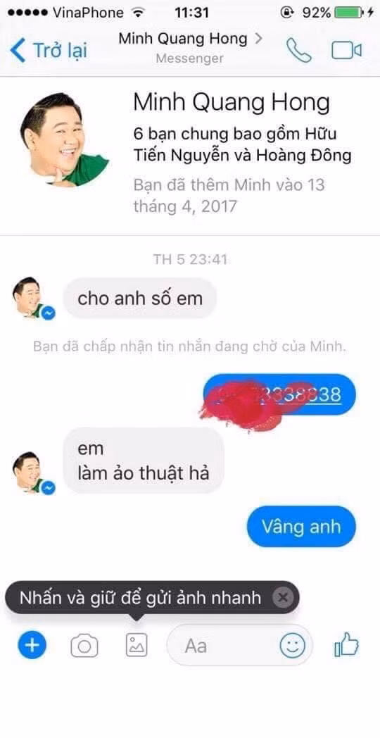 Theo như hình ảnh, thì Minh Béo chủ động làm quen với chàng trai này vào tháng 4/2017 tức là chỉ mới trước khi diễn viên hài này đăng tải clip xin lỗi khán giả nhưng bị cho là giả tạo.