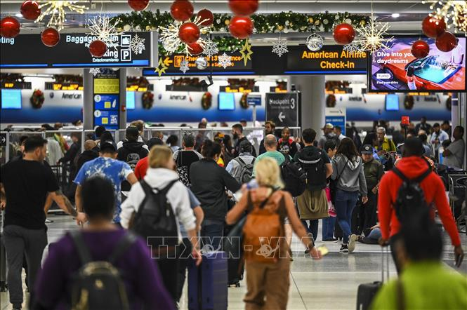 Khoảng 2.000 chuyến bay phải hủy do bão tuyết ở Mỹ Khoang 2.000 chuyen bay phai huy do bao tuyet o My