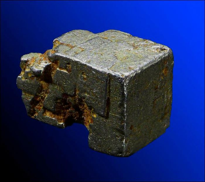 Không chỉ là kỳ quan địa chất bí ẩn, Kondyor Massif còn được gọi là núi kho báu vì chứa nhiều kim loại quý bên trong.