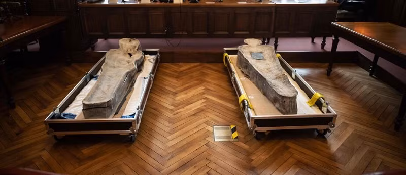 Phat hien soc tu hai co quan tai chon giua Nha tho Duc Ba Paris-Hinh-11