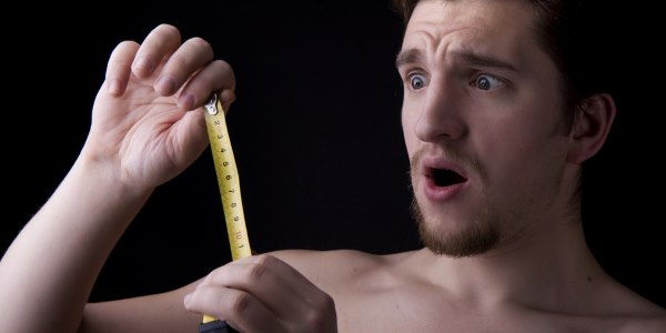  3. Hội chứng ám ảnh kích thước dương vật nhỏ lại: Vài lần trong lịch sử xuất hiện hiện tượng tự phát của một số lượng lớn nam giới cho rằng dương vật của mình bỗng nhiên bị co rút lại, hoặc “mất tích”.