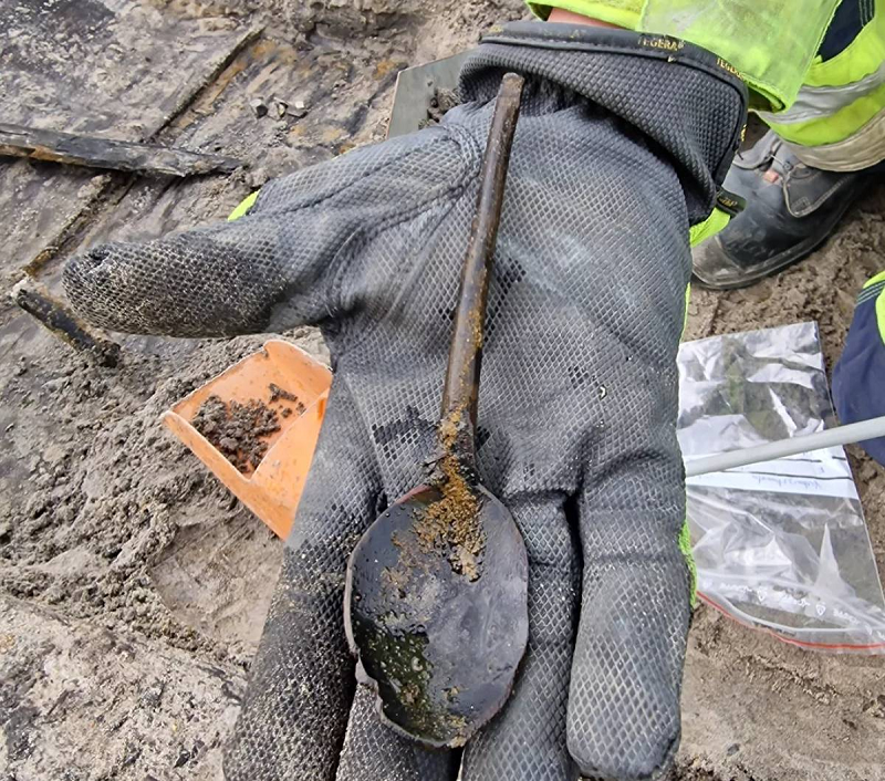 Nhóm nghiên cứu tại Arkeologerna hy vọng chúng sẽ cung cấp một số manh mối về đích đến và nhiệm vụ của hai con tàu.