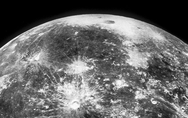 Két quả cho thấy cả 4 chậu đều nảy mầm tốt. Có 3 chậu phát triển cực tốt là JCS-1A, Apollo 12, Apollo17. Chậu Apollo 11 phát triển hơi chậm và bị héo vào ngày thứ 16. Các nhà khoa học sẽ sử dụng dữ liệu biểu hiện gien để tìm hiểu phản ứng căng thẳng của cây trồng khi sinh trưởng trong đất Mặt Trăng, tuy nhiên hiện tại họ đang ăn mừng với bằng chứng ban đầu.