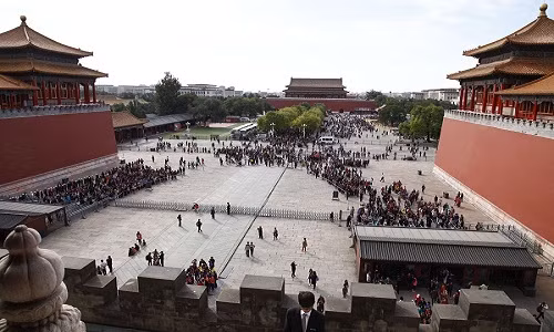 Các nhà khảo cổ bắt đầu tiến hành một loạt cuộc khai quật ở trung tâm tổ hợp vào năm 2014 với hy vọng hiểu rõ hơn về lịch sử công trình.