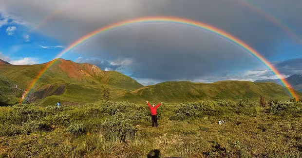 Amazon, khu vực có nhiều cầu vồng, lại được dự đoán sẽ thường xuyên hạn hán hơn, một phần vì diện tích bị co lại, một phần vì biến đổi khí hậu cũng tác động đến những trận mưa nhiệt đới.