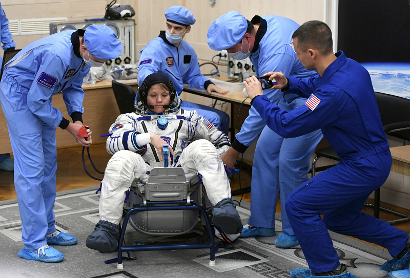 Bên cạnh đó, chuyên gia này còn lưu ý về vấn đề riêng tư, vì phi hành đoàn ít nhất cho đến tương lai gần là khó có khả năng có chốn riêng tư, nên nhiều người “mất lửa” khi trong không gian.