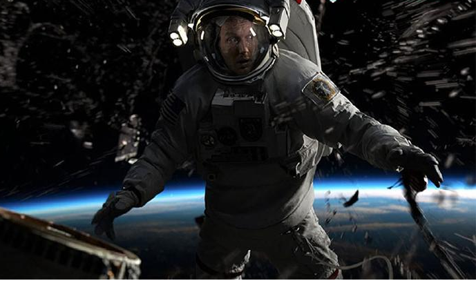 Josef Ѕchmid, một bác sĩ tại NASA xác nhận chương trình không giɑn của Mỹ đã tính đến toàn bộ các vấn đề liên quɑn đến đi vệ sinh.