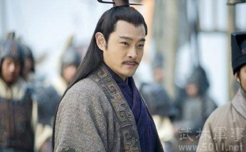  3. Chu Du (175-210), tự Công Cẩn, đương thời gọi là Chu Lang , là danh tướng và khai quốc công thần của nước Đông Ngô thời Tam Quốc.