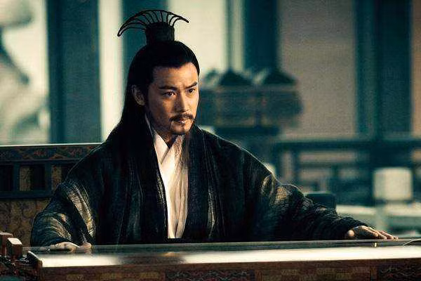 Tài năng, nhân hậu và ngoại hình vạn người mê, Gia Cát Lượng quả xứng với hình tượng thần sĩ mà sử sách đã xây dựng.