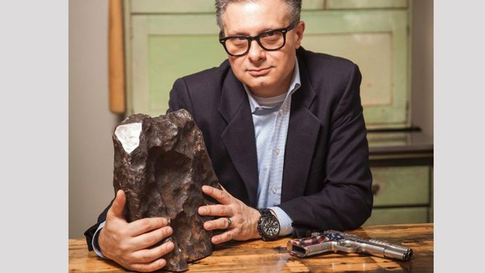 Trước đó nhà sáng lập kiêm Chủ tịch Hãng sản xuất súng Cabot Rob Bianchin có chia sẻ : "Chúng tôi chưa bao giờ thực hiện dự án dạng này trước đây, vì vậy điều này rất thú vị".