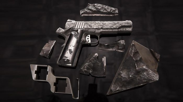 Hãng Cabot Guns cam đoan nó hoạt động như một khẩu súng thông thường, "chúng vẫn có thể nhả đạn nếu bạn muốn bắn vài viên".