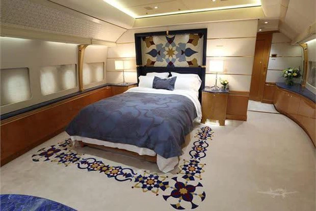 Chiếc Luxury Boeing 747-8 VIP giống như một khách sạn hạng sang với 7 phòng ngủ và 2 phòng họp lớn.