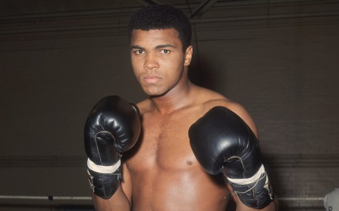Muhammad Ali, tên khai sinh: Cassius Marcellus Clay Jr.; (17/1/1942 - 3/6/2016) là một võ sĩ quyền anh huyền thoại, nhà hoạt động xã hội người Mỹ.