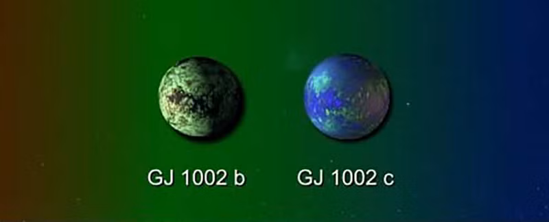 Cả hai thiết bị đều phải được sử dụng vì ánh sáng yếu của Gliese 1002 cần thiết bị cực kỳ nhạy cảm và đủ chính xác để ghi lại các dấu hiệu.