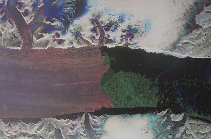 Sông băng Petermann, Greenland là dòng sông đẹp siêu thực và sạch bậc nhất hành tinh.