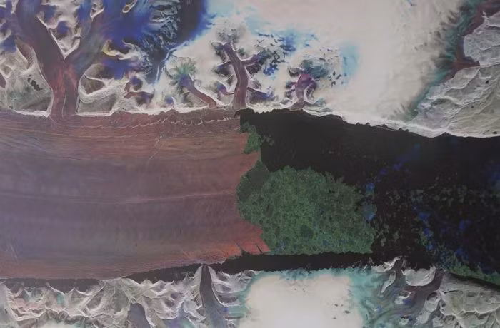 Sông băng Petermann, Greenland là dòng sông đẹp siêu thực và sạch bậc nhất hành tinh.