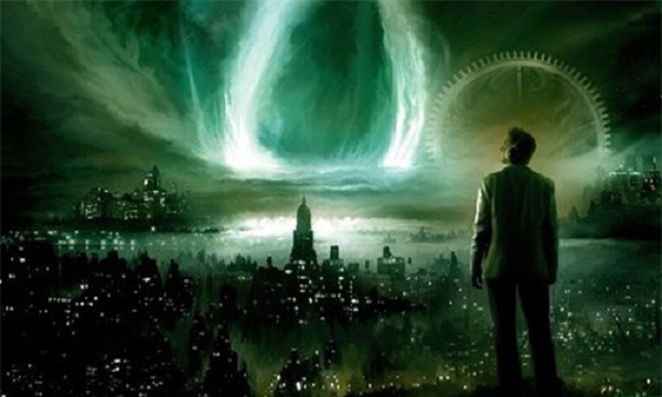 Vào năm 1901, khi Charlotte Anne Moberly và Eleanor Jourdain ghé thăm Lâu đài Versailles, họ đã bị lạc đường, sau đó đi lang thang xuống con đường nhỏ và dường như đã mang họ trở về quá khứ.