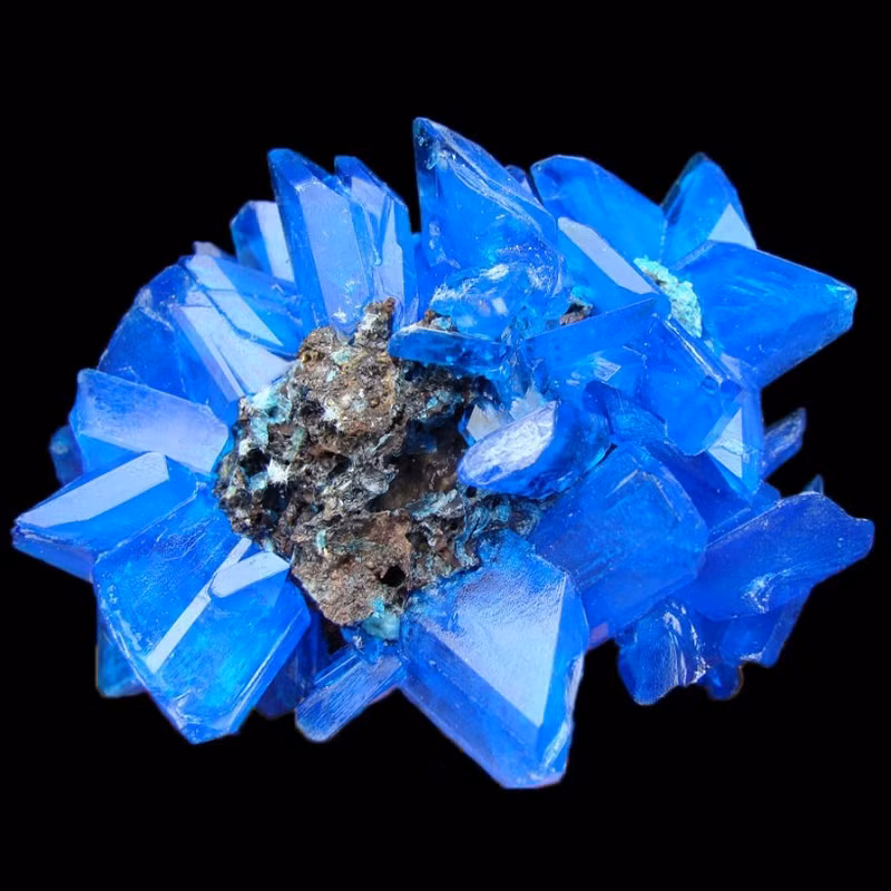 Khoáng chất này thường được dùng để luyện đồng, tuy nhiên khi làm việc cần giữ môi trường khô ráo, vì nó có hóa tinh thể và hòa tan vào nước, nếu ta tiếp xúc với nước này sẽ bị nhiễm độc đồng.