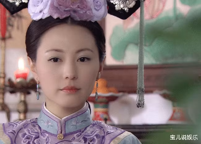 Về sau, Gia Khánh đế cũng không hỏi thăm hay quan tâm đến Tấn phi Phú Sát thị, để bà tự sinh tự diệt. May mắn thay, bà vẫn có thể cố gắng sống sót trong cung cấm tranh đấu nhờ tuổi đời trẻ. Sau Gia Khánh, cháu của Càn Long là Đạo Quang đế đăng cơ.