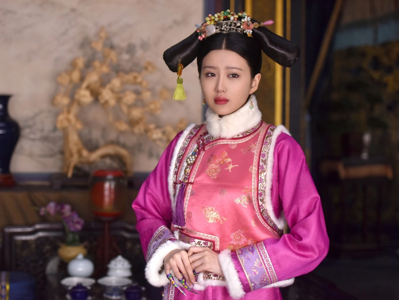 Đạo Quang đế lại vô cùng kính trọng vị phi tử còn sống duy nhất của ông nội Càn Long. Sau khi đăng cơ, ông đã phong Tấn phi Phú Sát thị thành Hoàng tổ Tấn phi. Có thể nói, Tấn phi Phú Sát thị nằm mơ cũng không thể ngờ bản thân có ngày được lên phong phi.