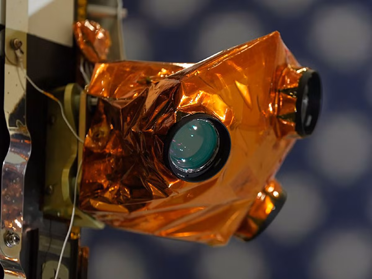 “Chúng tôi đã để máy nổ trong một khoảng thời gian. Sau khi động cơ ngừng hoạt động, tàu Odysseus chỉ nghiêng nhẹ một chút”, ông Steve Altemus, Giám đốc điều hành của Intuitive Machines, phát biểu.