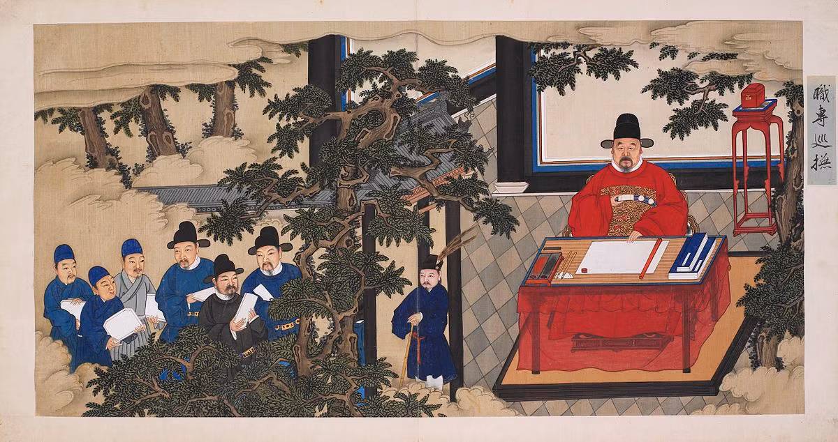 Việc quan lại cởi giày trước khi vào cung là nhằm thể hiện sự tôn trọng với chủ nhân của ngôi nhà. Chủ của cung điện hoàng gia chính là hoàng đế quyền lực nhất đất nước.