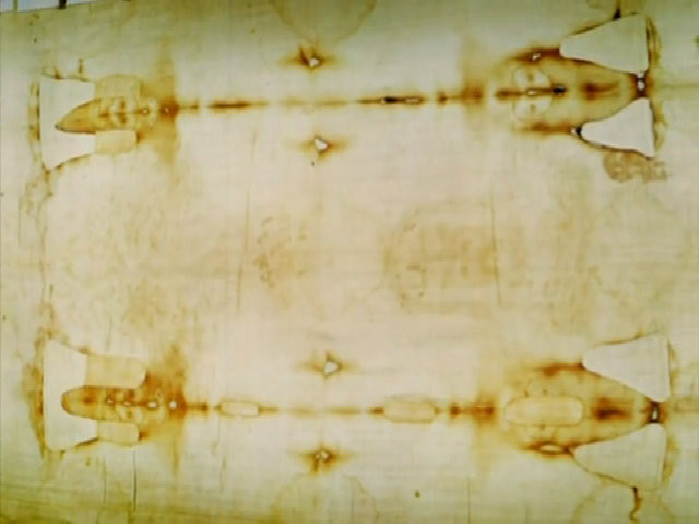 Vào năm 2017, Giáo sư Giulio Fanti ở Đại học Padua và các cộng sự công bố nghiên cứu cho thấy tấm vải liệm thành Turin có vết máu nạn nhân bị tra tấn. Phát hiện này giúp củng cố giả thuyết tấm vải dùng để liệm xác Chúa Jesus.