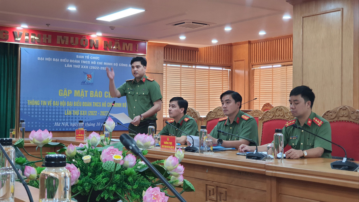 Khat vong lap cong la khau hieu hanh dong Dai hoi Doan TN Bo Cong an lan thu XXII-Hinh-2