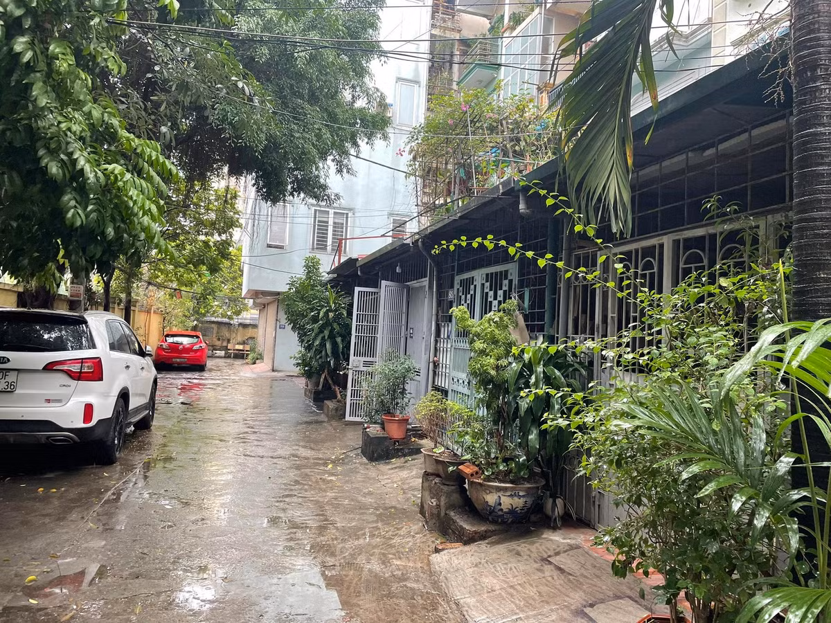 Ha Noi: Hon 100 ho dan buc xuc vi bong roi vao quy hoach