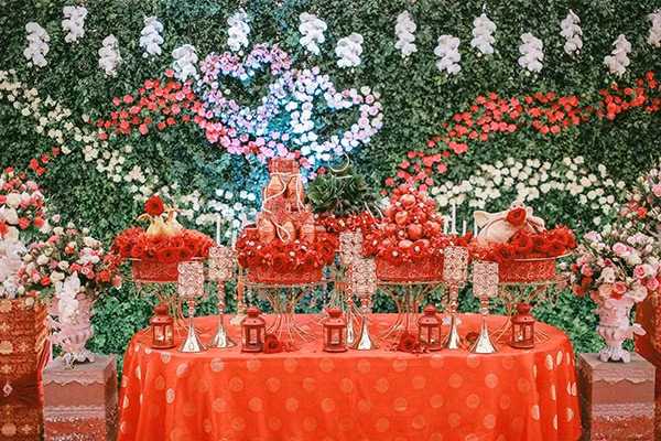 Wedding planner ở Hà Nội đã mất 3 ngày để chuẩn bị hoàn hảo cho buổi lễ với chi phí khoảng 500 triệu đồng.