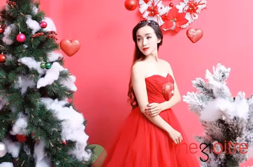 Từ khoản vốn nhỏ tích góp từ những công việc làm thêm, Liên Nhi quyết định kinh doanh mỹ phẩm online và các phụ kiện làm đẹp. Đến nay, nhờ khả năng kinh doanh cùng với một chút may mắn, chỉ sau một thời gian ngắn, 9X Sài thành đã bước đầu gặt hái được nhiều thành công.