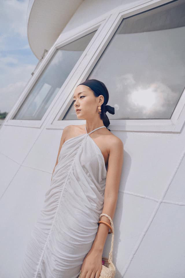 Học trò Thanh Hằng gây sốt vì giống Nam Phương Hoàng Hậu thời trẻ - Hình 8 Hoc tro Thanh Hang gay sot vi giong Nam Phuong Hoang Hau thoi tre-Hinh-8