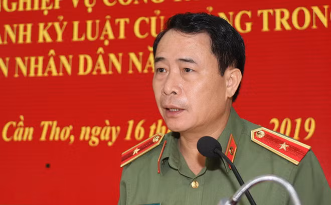 Năm 2015, ông được bổ nhiệm chức Giám đốc công an tỉnh Thừa Thiên Huế. Năm 2018, ông được bầu làm Phó chủ nhiệm Thường trực Ủy ban kiểm tra Đảng ủy công an Trung ương. (Ảnh: Toquoc)