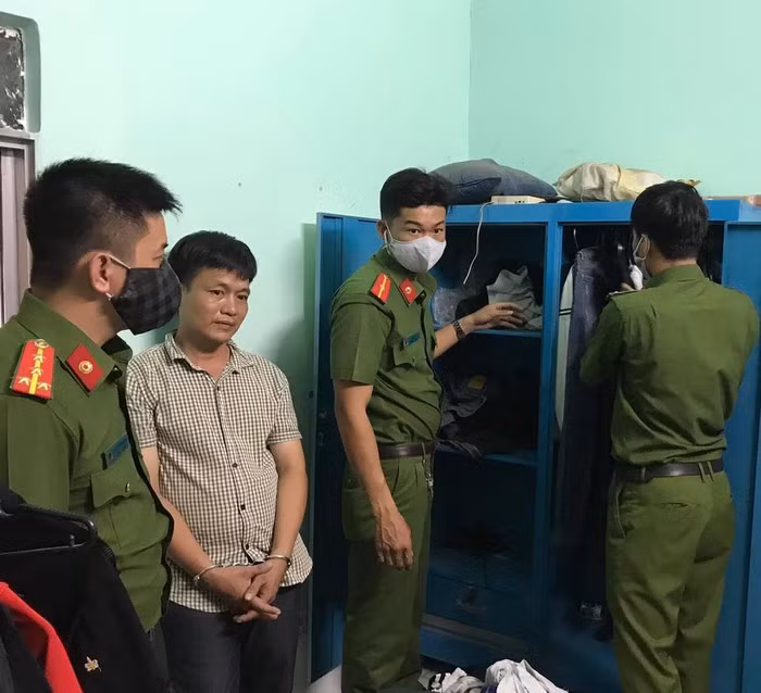 Trum bao ke Tuan “ca” sa luoi, bao nhieu dan em “xo kham”?-Hinh-3