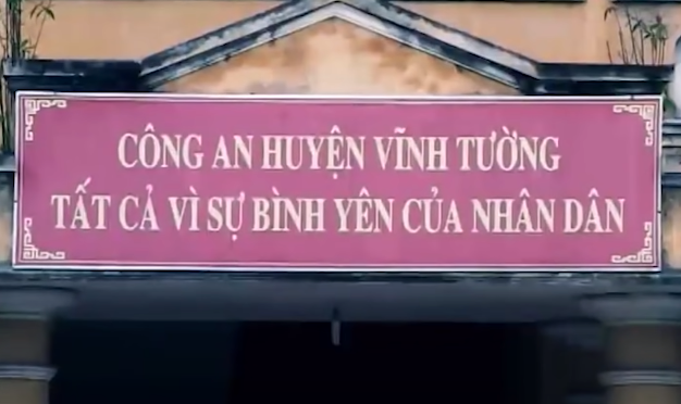 Những đối tượng có tiền án, tiền sự, những thanh niên hư hỏng được mời đến cơ quan Công an phục vụ cho công tác điều tra. Đặc biệt cơ quan chức năng tiến hành xác minh việc sử dụng thời gian của các đối tượng nghi vấn vào thời điểm xảy ra vụ án. Quá trình rà soát hàng trăm đối tượng trên địa bàn cơ quan Công an phát hiện có 8 đối tượng nghi vấn nổi lên cần tiến hành điều tra, xác minh triệt để. 