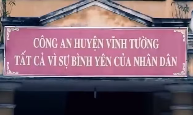 Những đối tượng có tiền án, tiền sự, những thanh niên hư hỏng được mời đến cơ quan Công an phục vụ cho công tác điều tra. Đặc biệt cơ quan chức năng tiến hành xác minh việc sử dụng thời gian của các đối tượng nghi vấn vào thời điểm xảy ra vụ án. Quá trình rà soát hàng trăm đối tượng trên địa bàn cơ quan Công an phát hiện có 8 đối tượng nghi vấn nổi lên cần tiến hành điều tra, xác minh triệt để. 