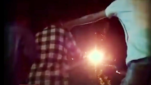 Hanh trinh pha an: Co gai bi cuong hiep vi tiec chiec dien thoai