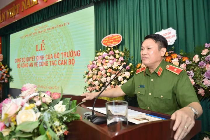Ngày 20/6, thừa ủy quyền của lãnh đạo Bộ Công an, Cục Cảnh sát điều tra tội phạm về ma túy (C04) tổ chức lễ công bố quyết định của Bộ trưởng Bộ Công an về công tác cán bộ. Thiếu tướng Nguyễn Văn Viện - Cục trưởng Cục Cảnh sát Điều tra Tội phạm về Ma túy chủ trì buổi lễ. 