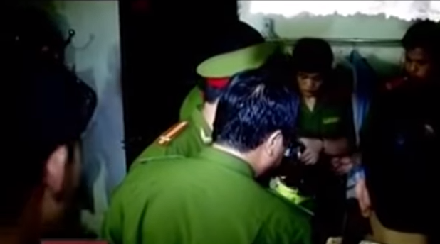 Cơ quan điều tra đánh giá đối tượng hoạt động rất tinh vi, không để lại dấu vết để có thể truy nguyên. Qua rà soát, nhận định, đối tượng phải là người am hiểu địa bàn. Không loại trừ là người quen biết gia đình nạn nhân. Động cơ gây án có thể là "đầu trộm, đuôi cướp", nghĩa là ban đầu đối tượng đột nhập vào nhà để trộm cắp, khi bị phát hiện thì ra tay giết hại nạn nhân để bịt đầu mối.